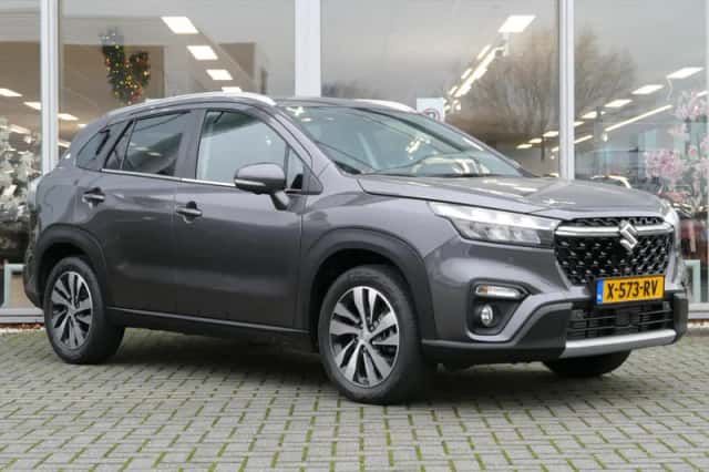 Suzuki S-Cross (2024) thumbnail 19