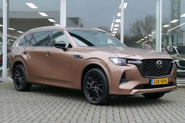 Mazda CX-80 (2025) thumbnail 3