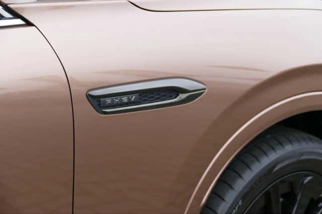 Mazda CX-80 (2025) thumbnail 22