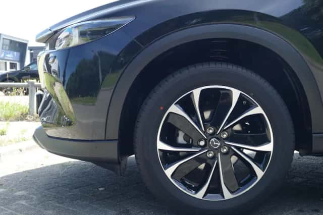 Mazda CX-5 (2025) thumbnail 5