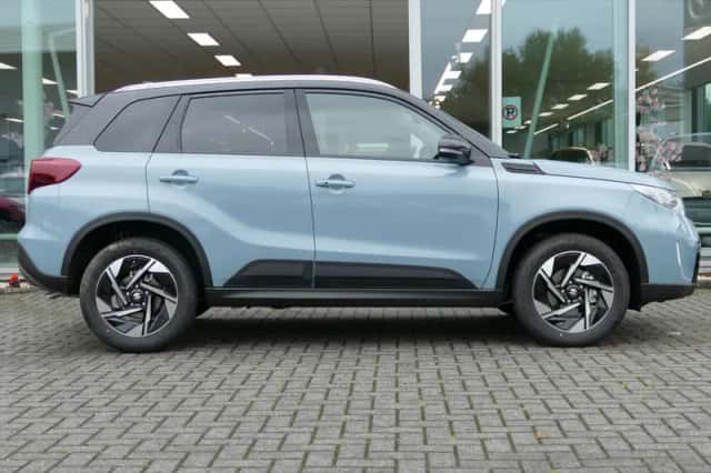 Suzuki Vitara (2025) thumbnail 2