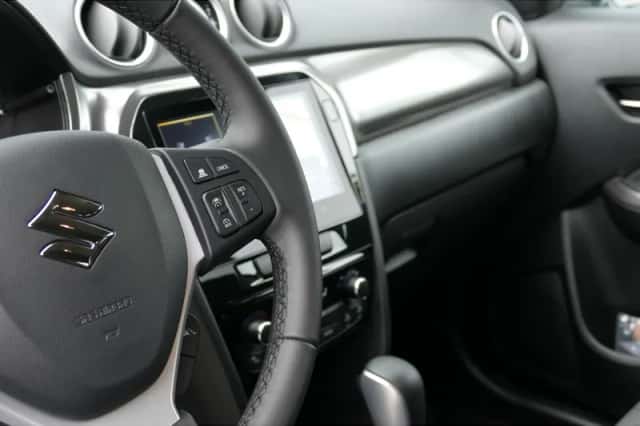 Suzuki Vitara (2025) thumbnail 15