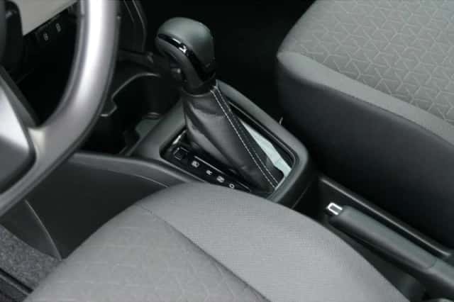 Suzuki Swift (2025) thumbnail 10