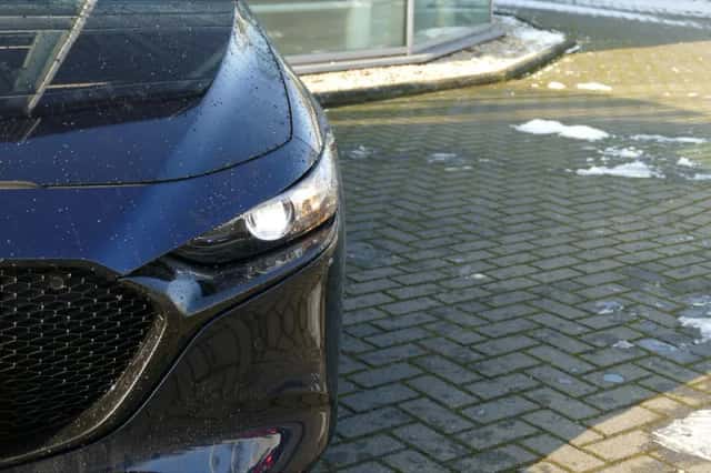 Mazda 3 (2025) thumbnail 2