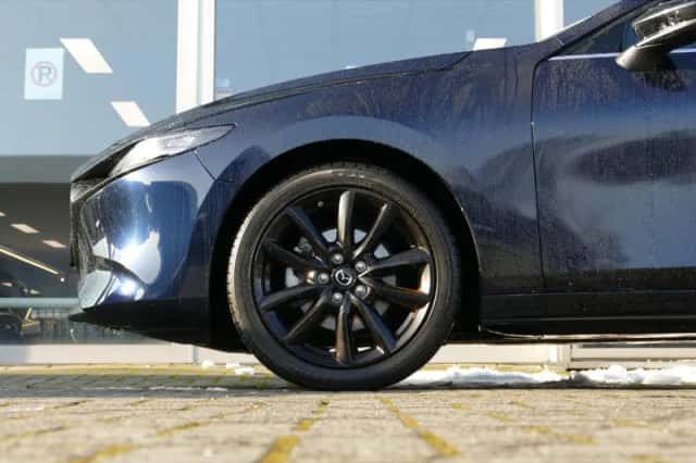 Mazda 3 (2025) thumbnail 4