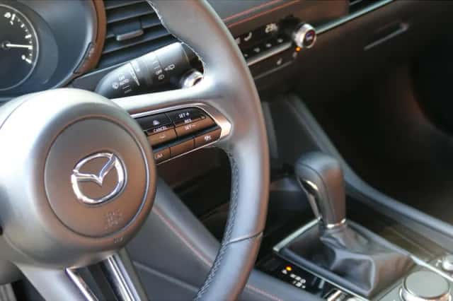 Mazda 3 (2025) thumbnail 8