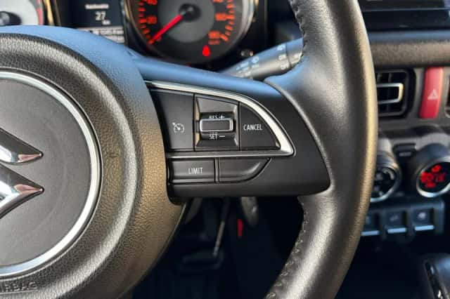 Suzuki Jimny (2020) thumbnail 17