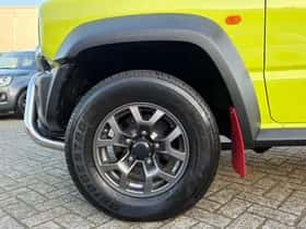 Suzuki Jimny (2020) thumbnail 8