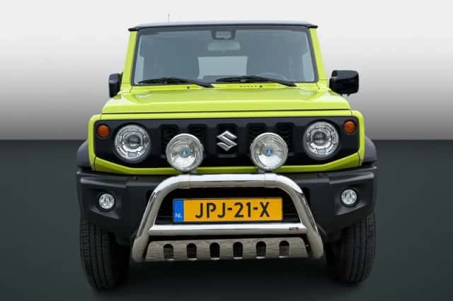 Suzuki Jimny (2020) thumbnail 2