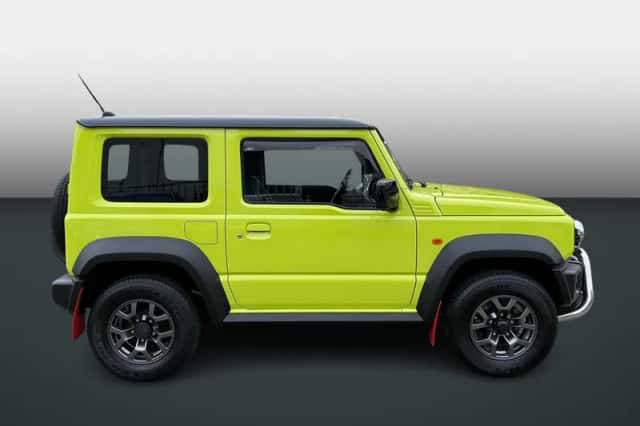 Suzuki Jimny (2020) thumbnail 4