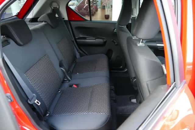 Suzuki Ignis (2021) thumbnail 7