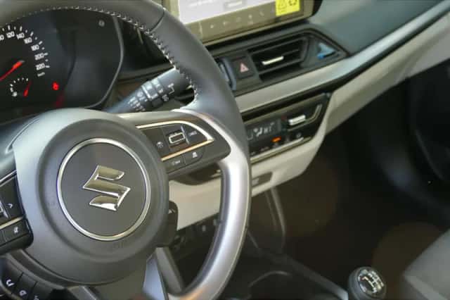 Suzuki Swift (2026) thumbnail 8