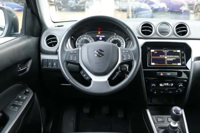 Suzuki Vitara (2024) thumbnail 20