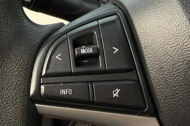 Suzuki Ignis (2017) thumbnail 11