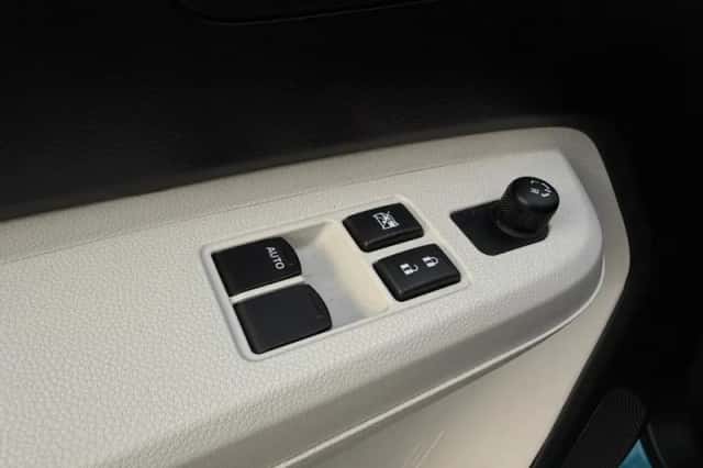Suzuki Ignis (2017) thumbnail 8