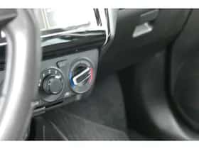 Suzuki Swift (2023) thumbnail 14
