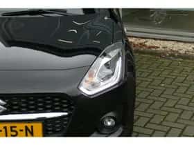 Suzuki Swift (2023) thumbnail 4