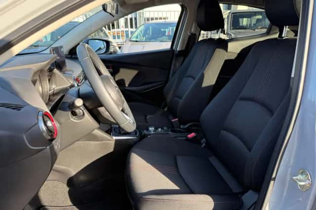 Mazda 2 (2024) thumbnail 8
