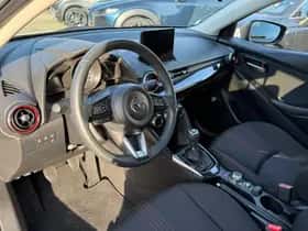 Mazda 2 (2024) thumbnail 10