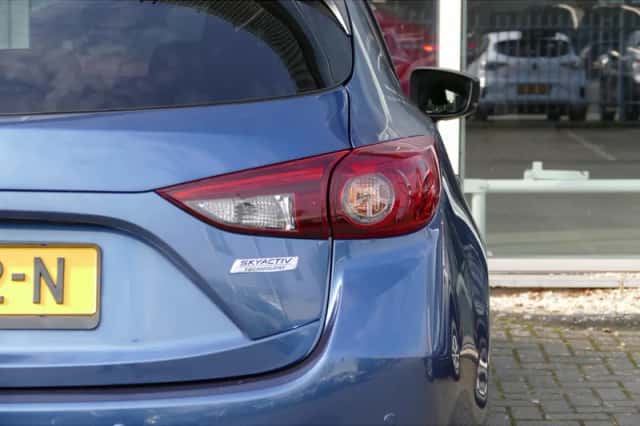 Mazda 3 (2018) thumbnail 11