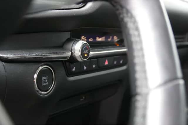 Mazda CX-30 (2021) thumbnail 15