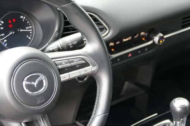 Mazda CX-30 (2021) thumbnail 3