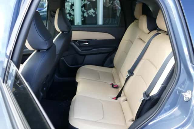 Mazda CX-5 (2026) thumbnail 2