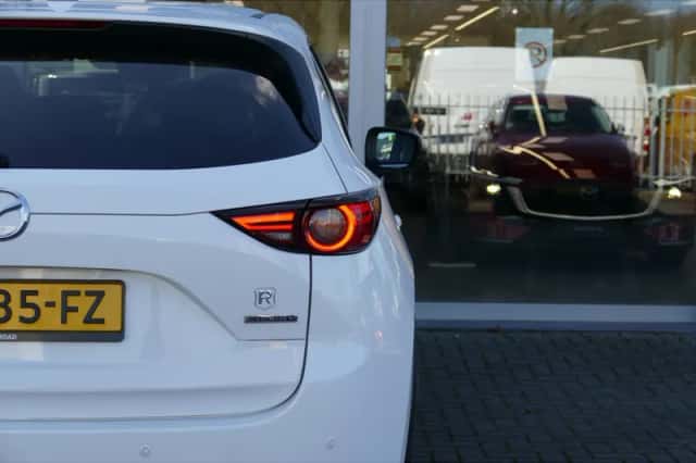 Mazda CX-5 (2022) thumbnail 16