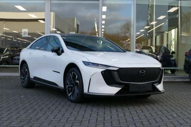 Mazda 6e (2025) thumbnail 3