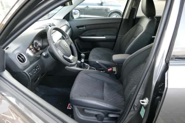 Suzuki Vitara (2024) thumbnail 2