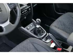 Suzuki Vitara (2024) thumbnail 4