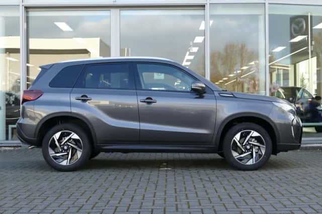 Suzuki Vitara (2024) thumbnail 8