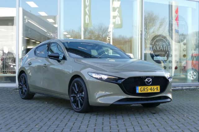 Mazda 3 (2024) thumbnail 3