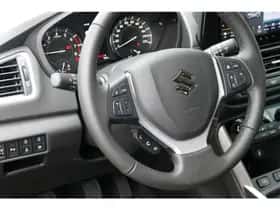 Suzuki S-Cross (2026) thumbnail 9
