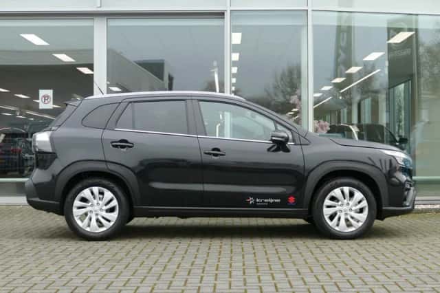 Suzuki S-Cross (2026) thumbnail 5