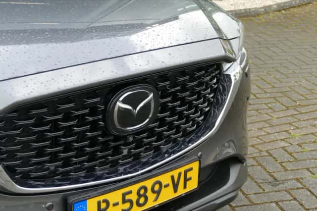 Mazda CX-5 (2022) thumbnail 2