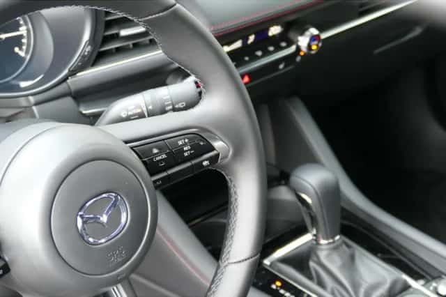 Mazda 3 (2026) thumbnail 13