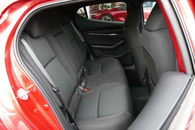 Mazda 3 (2026) thumbnail 8