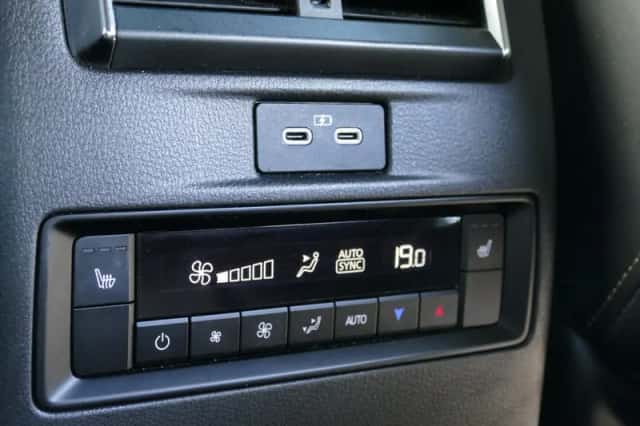 Mazda CX-80 (2026) thumbnail 24