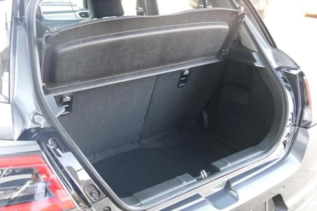 Suzuki Swift (2026) thumbnail 6
