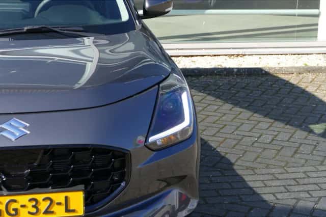 Suzuki Swift (2026) thumbnail 5