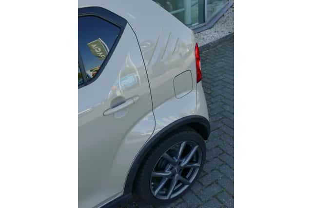 Suzuki Ignis (2021) thumbnail 5