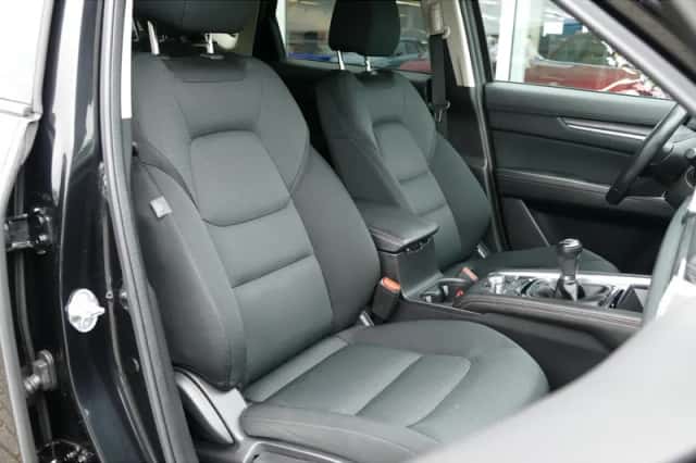 Mazda CX-5 (2019) thumbnail 3