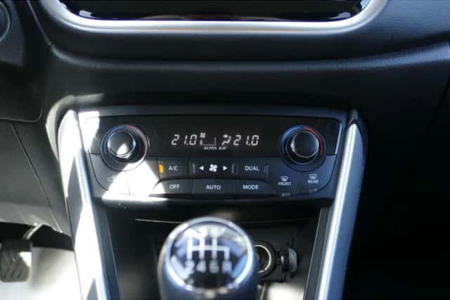 Suzuki S-Cross (2021) thumbnail 2