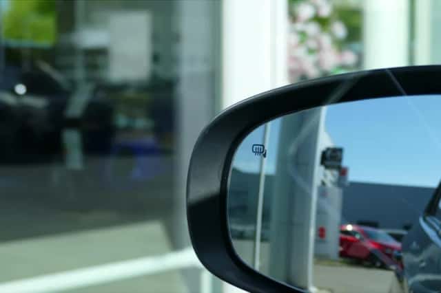 Suzuki S-Cross (2021) thumbnail 12