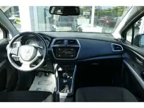 Suzuki S-Cross (2021) thumbnail 15