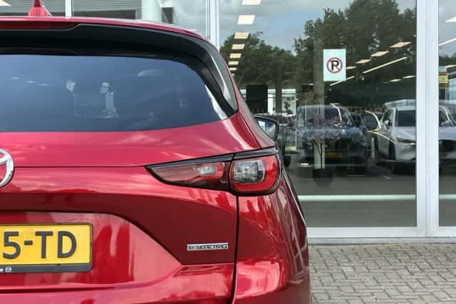 Mazda CX-5 (2023) thumbnail 3