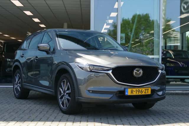 Mazda CX-5 (2018) thumbnail 2