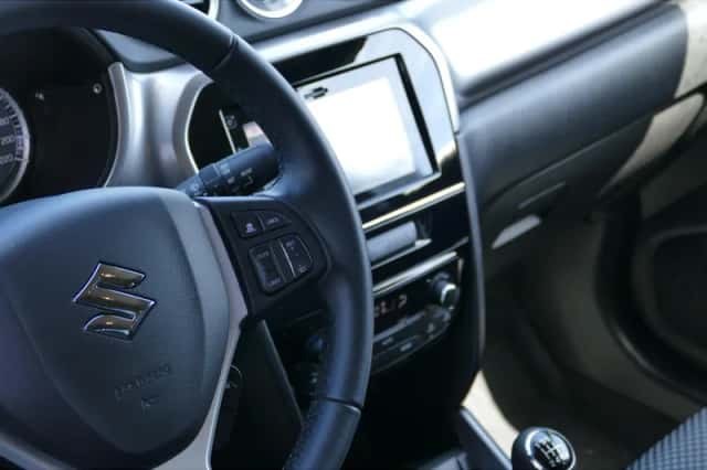 Suzuki Vitara (2024) thumbnail 3