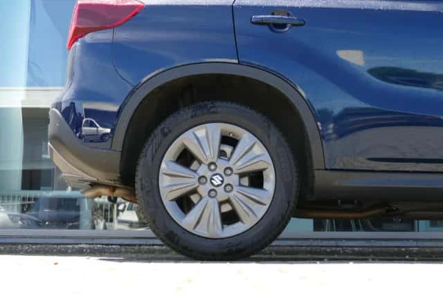 Suzuki Vitara (2024) thumbnail 6
